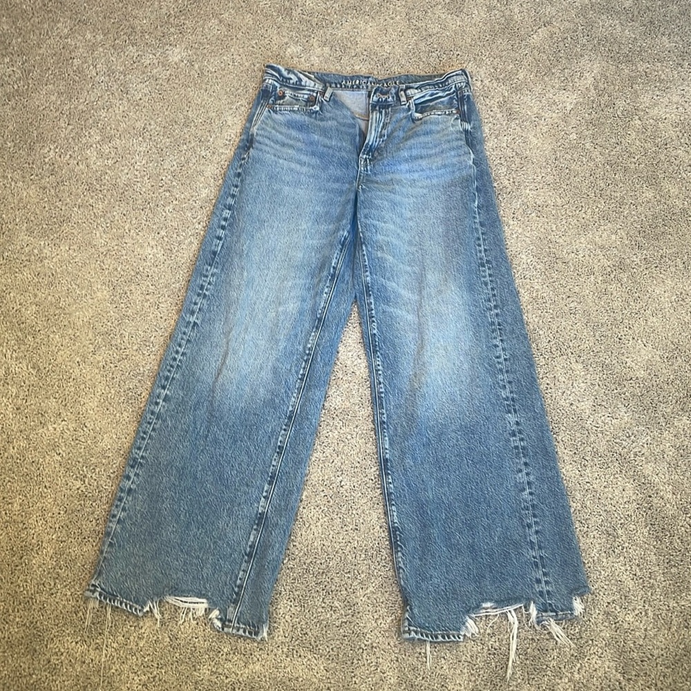 American Eagle Outfitters Light Wash Wide Leg Jeans